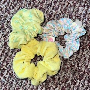 Stoneyclover Scrunchie Set